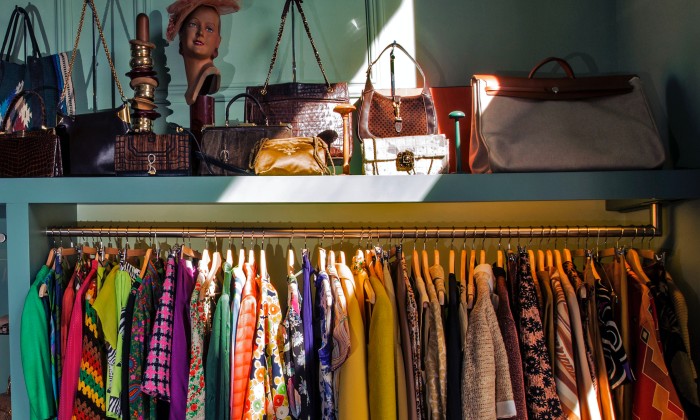 Shoppen in je eigen kast geeft je net zo’n kick als shoppen in een winkel | Bron: Unsplash