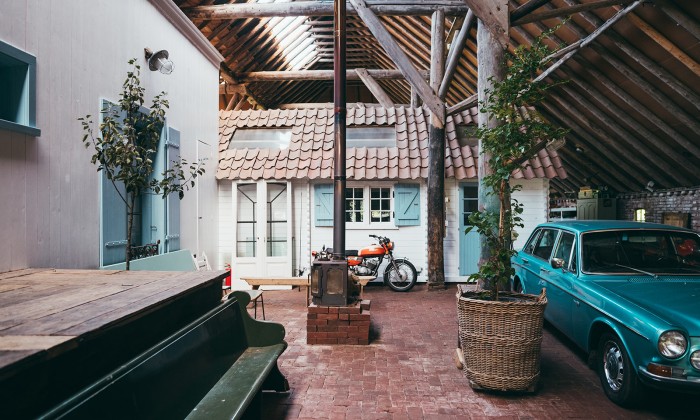  Kleurrijke boerderij Siddeburen | Fotografie: Marjon Lukje