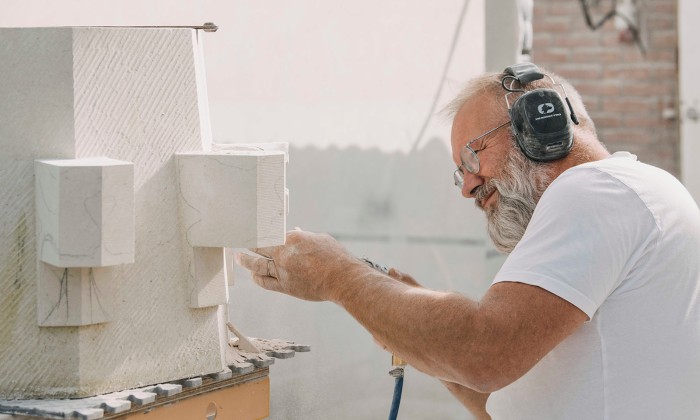 Restauratie beeldhouwers Achterveld | Fotografie: Liesbeth Disbergen