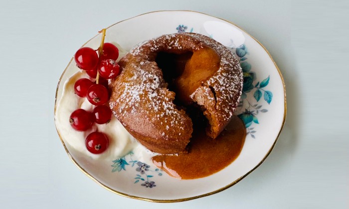 Karamel lava cake - Jetske van den Elsen