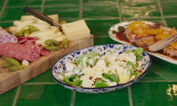 Zwitserse borrelplank, nussli salat en canard a l'orange