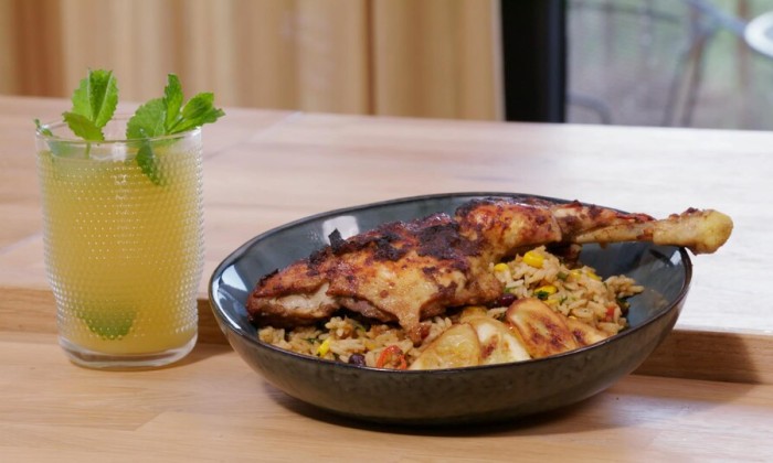 Sharon maakt Jamaicaanse jerk chicken