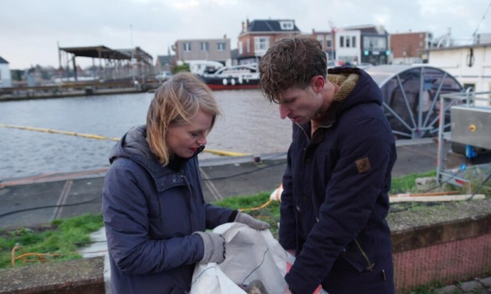 Een machine om plastic uit het water te halen