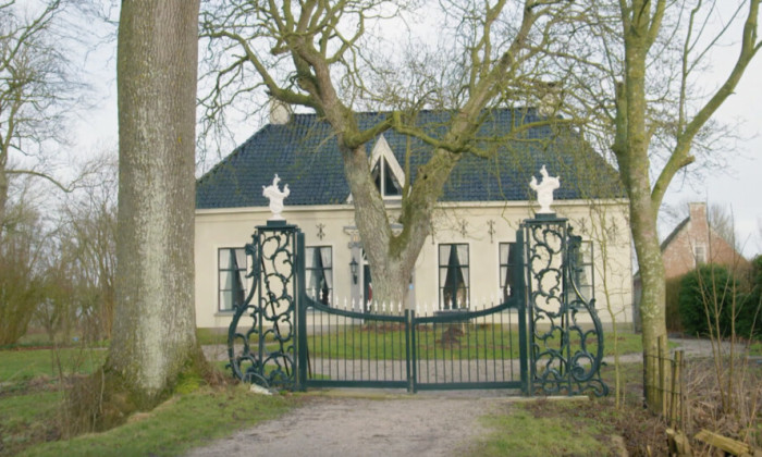 Architectuurhistoricus Valentijn bezoekt De Harsta State