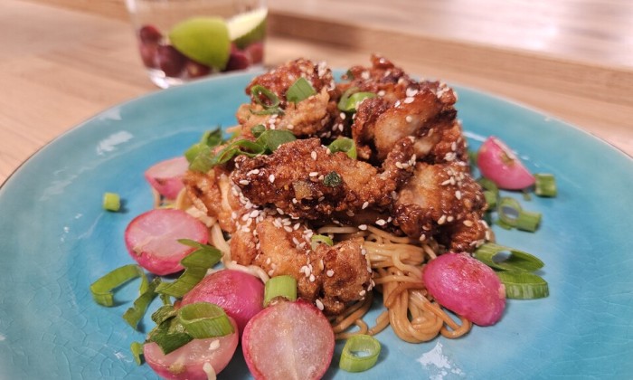 Krokante kip in honing boter saus