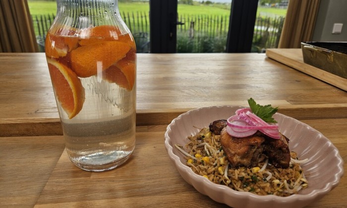 Nasi met pulled chicken