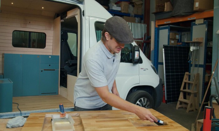 Riks maakt met passie interieurs voor een sfeervolle campers