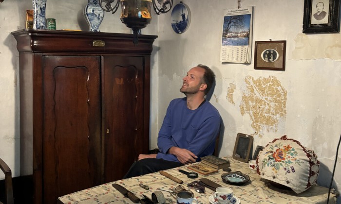 Valantijn Carbo is op de Mariahoeve in Putten