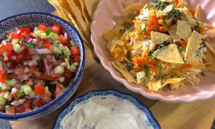 Biryani met kip, saffraan en frisse yoghurtsaus