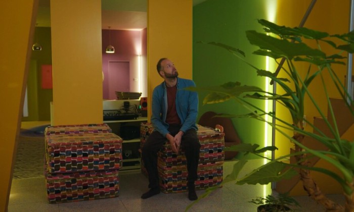 Het kleurrijke appartement van Frans Haks