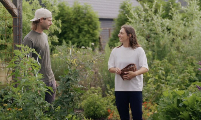 In Boskoop toveren dertigers Floor & Bas een oude kwekerij om in een eetbare tuin voor mens en dier
