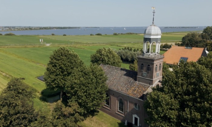 wonen in een kerk uit 1860