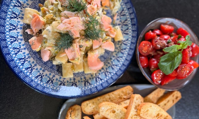 Pasta met zalm en witte saus