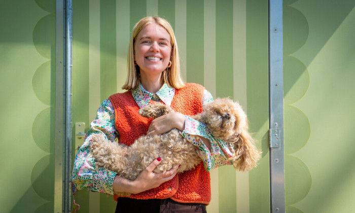 Saskia is klaar met klussen: dit is de onthulling van Kate de Bouwkeet