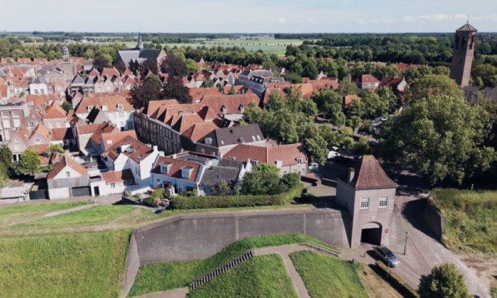 Sara neemt je mee op stadssafari door vestigingsstadje Heusden