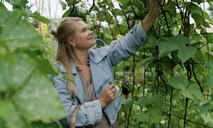 Ninon steekt veel liefde in haar moestuin