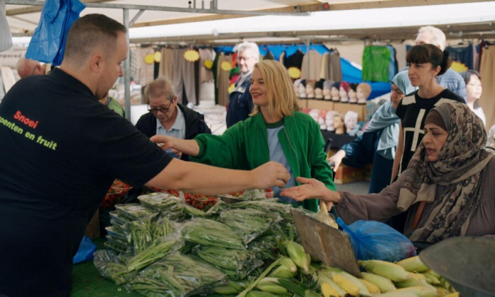 Zwerfafval op Rotterdamse markt