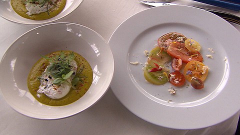 Pompoencrème met tomatensalade (139) Pompoencrème met tomatensalade (139)