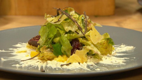 Frisse salade met kaas en truffel (17) Frisse salade met kaas en truffel (17)