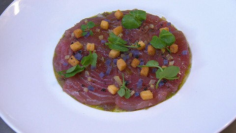 Carpaccio van rauwe tonijn met salsa (2) Carpaccio van rauwe tonijn met salsa (2)