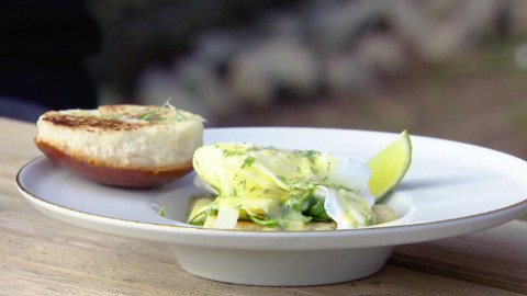 Eggs benedict Eggs benedict