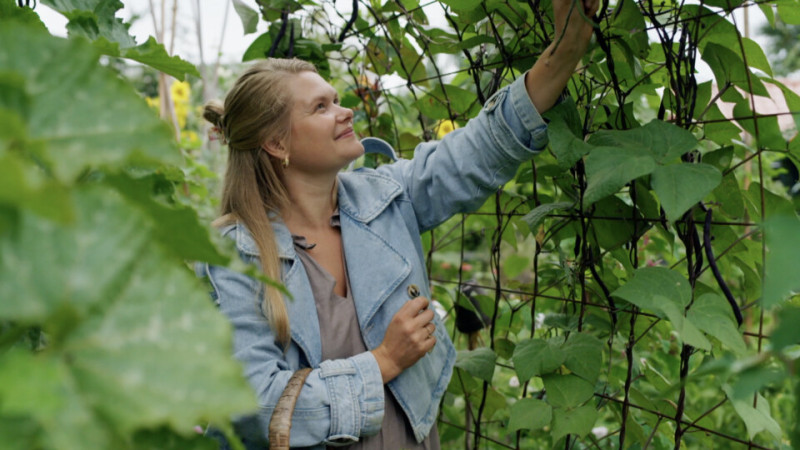 Ninon steekt veel liefde in haar moestuin